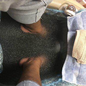 Designer Nails - Jello Pedicures...1word "AMAZING" can't say enough about this place. U walk-n & they hand u gourmet popcorn/Corona!  #iamnluv #Kim - Nail Salons Near Me - Austin, Texas