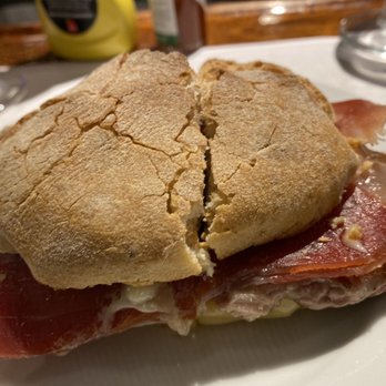 Galeto - Prego com "Martelo" Strip loin. Cured ham - prosciutto & cheese - Portuguese Near Me - Lisbon, 11