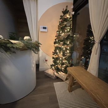 Men’s Wellness Spot - Christmas decorations! Happy holidays! Holidays gifts in spa and online are available now ! - Day Spas Near Me - San Diego, California Men’s Wellness Spot - Christmas decorations! Happy holidays! Holidays gifts in spa and online are available now ! - Day Spas Near Me - San Diego, California