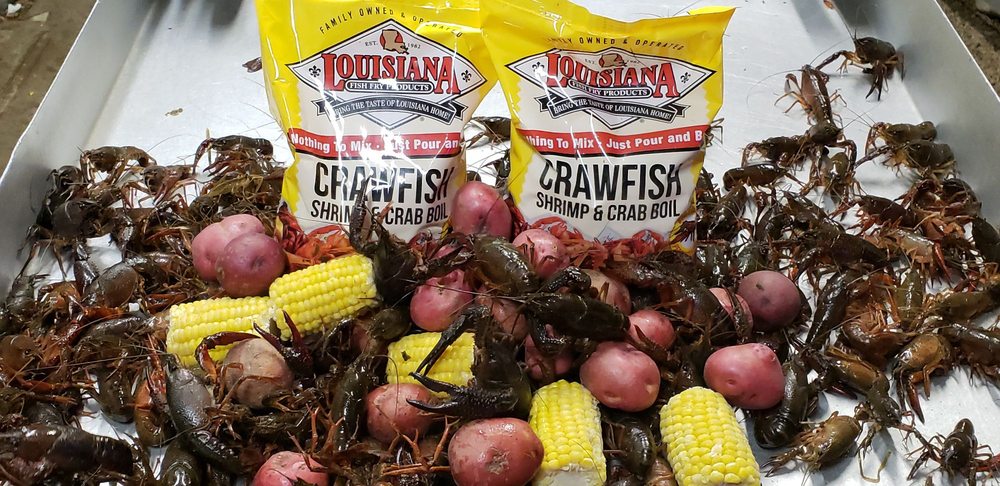 Food from Crawfish Depot & Beer Barn
