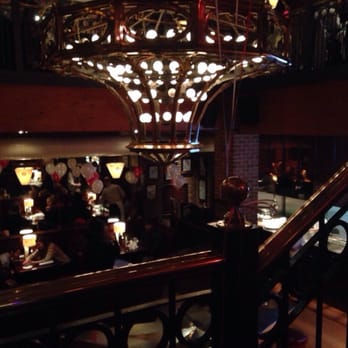 Mike's American - Such pretty lights - American Near Me - Springfield, Virginia