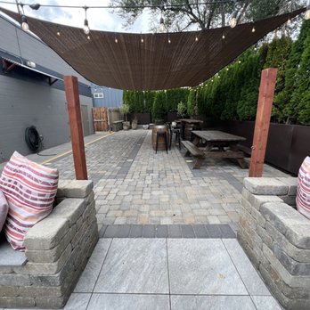 Bighorn Tavern - 9/11/25 FYI. Outdoor seating. - Bars Near Me - Reno, Nevada