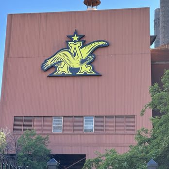 Budweiser Brewery Experience - Beer Tours Near Me - Saint Louis, Missouri