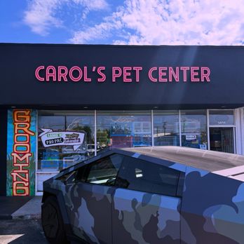 1. Carol's Pet Center