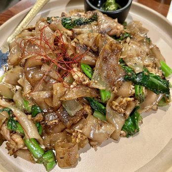 Hanuman Thai Eatery - Pad see ew with chicken - Thai Near Me - Costa Mesa, California Hanuman Thai Eatery - Pad see ew with chicken - Thai Near Me - Costa Mesa, California