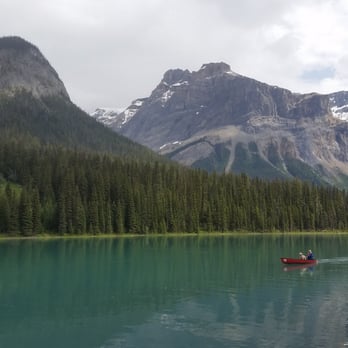 Emerald Lake Lodge - Emerald Lake - Hotels Near Me - Field, British Columbia