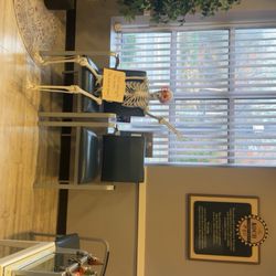 Koch Eye Associates - Waiting room