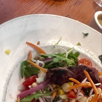 Cafeteria 15L - Thai steak salad split in halves - Breakfast & Brunch Near Me - Sacramento, California