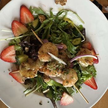 Legacy Pointe Eatery - Seasonal house salad - Sandwiches Near Me - Springfield, Illinois