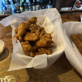 Golden Rail Ale House - Spicy garlic Parmesan wings - Pubs Near Me - Newburgh, New York