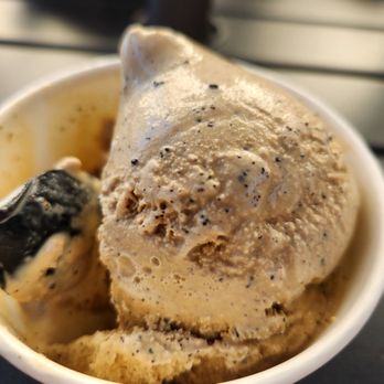 Aebleskivehuset - Ice Cream & Frozen Yogurt Near Me - Solvang, California