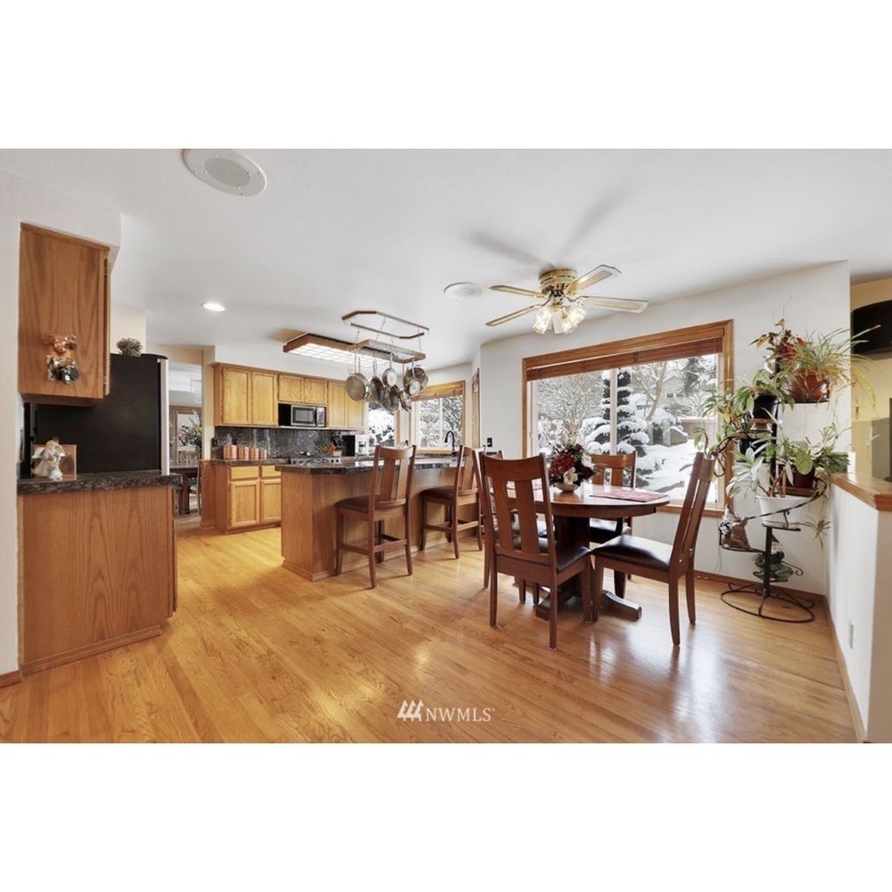 So that's how my ugly 90s old kitchen looked like So that's how my ugly 90s old kitchen looked like