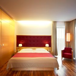 THERME LAA - Hotel & Silent Spa****S - Hotel Therme Laa - Superior Zimmer