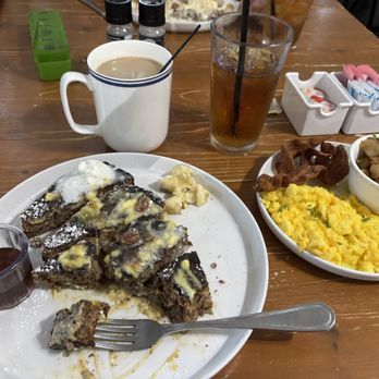 Gigi's Restaurant & Cafe - Southern Near Me - Edcouch, Texas