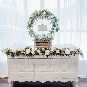 The Rustic Room - Cake Table - Venues & Event Spaces Near Me - Denham Springs, Louisiana The Rustic Room - Cake Table - Venues & Event Spaces Near Me - Denham Springs, Louisiana