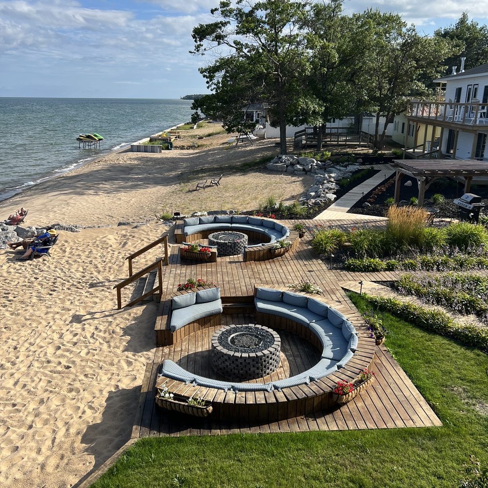 Huron House Bed & Breakfast - Beach area with fire pits - Bed & Breakfast Near Me - Oscoda, Michigan Huron House Bed & Breakfast - Beach area with fire pits - Bed & Breakfast Near Me - Oscoda, Michigan