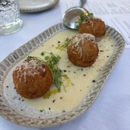 Arancini Cacio e Pepe Arancini Cacio e Pepe