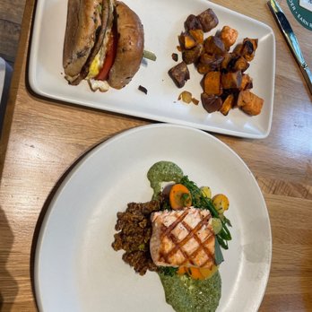 True Food Kitchen - New American Near Me - Chicago, Illinois