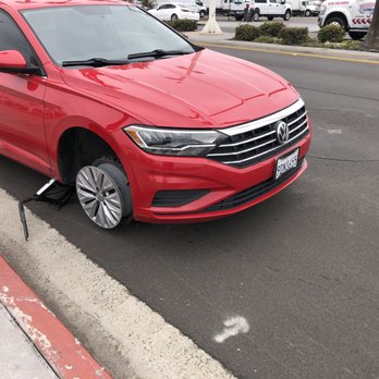 24/7 Lockout Roadside Assistance - Towing Near Me - San Diego, California 24/7 Lockout Roadside Assistance - Towing Near Me - San Diego, California
