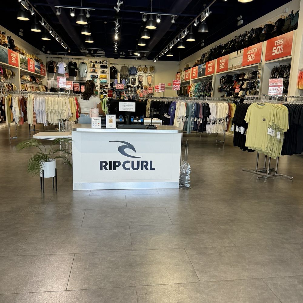 Rip Curl - Men's Clothing Near Me - Waipahu, Hawaii Rip Curl - Men's Clothing Near Me - Waipahu, Hawaii