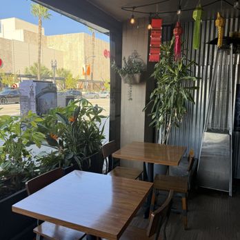 Nine & Nine Thai Kitchen - Outdoor patio - Thai Near Me - Pasadena, California Nine & Nine Thai Kitchen - Outdoor patio - Thai Near Me - Pasadena, California