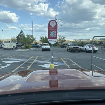 Smith's - Online pickup order parking spot - Grocery Near Me - Reno, Nevada