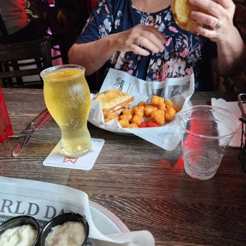 Anderson Township Pub - Pattymelt sandwich - Pubs Near Me - Cincinnati, Ohio