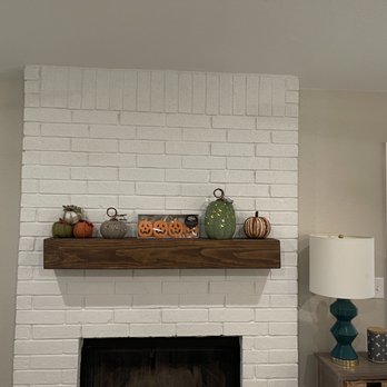 MC Construction and Remodeling - Finished fireplace/mantle - General Contractors Near Me MC Construction and Remodeling - Finished fireplace/mantle - General Contractors Near Me