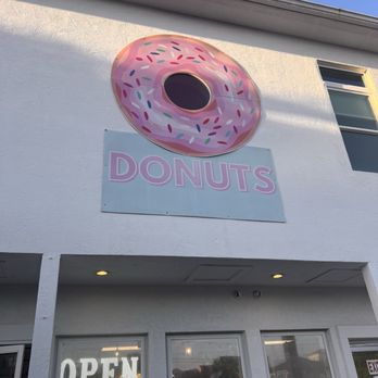 Dough Sea Dough - Donuts Near Me - Seagrove Beach, Florida Dough Sea Dough - Donuts Near Me - Seagrove Beach, Florida