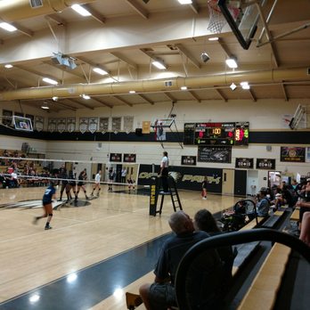 Oak Park High School - Volleyball game - Middle Schools & High Schools Near Me - Oak Park, California Oak Park High School - Volleyball game - Middle Schools & High Schools Near Me - Oak Park, California