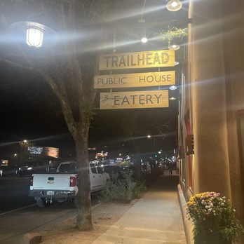 Trailhead Public House & Eatery - Burgers Near Me - Moab, Utah