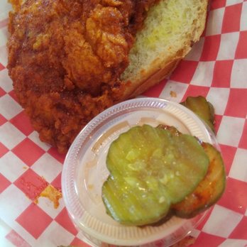 Clyde's Hot Chicken - Combo - Chicken Shop Near Me - Fullerton, California Clyde's Hot Chicken - Combo - Chicken Shop Near Me - Fullerton, California