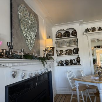 White House Cafe - More of the inside - Breakfast & Brunch Near Me - Yakima, Washington