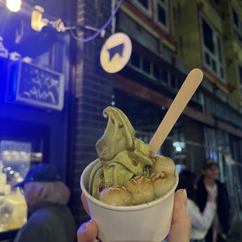 Indigo Cow - matcha swirl with mbr - Ice Cream & Frozen Yogurt Near Me - Seattle, Washington