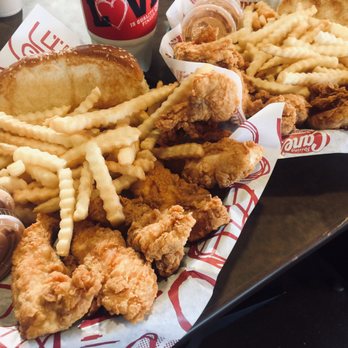 Raising Cane's Chicken Fingers - Fast Food Near Me - Florence, Kentucky
