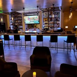 The Willows - The bar