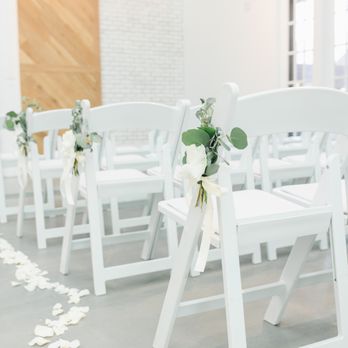 Light and Well - Floral Designers Near Me