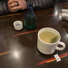 Green tea and large house hot sake
