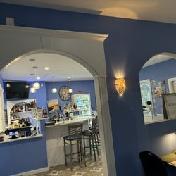 Ours Mediterranean Tapas Wines And More - Interior