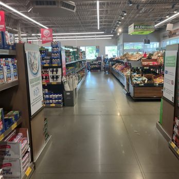 ALDI - Grocery Near Me - Naples, Florida