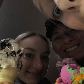 Scoopers - moose tracks rainbow sherbert cherry - Ice Cream & Frozen Yogurt Near Me - Long Beach, Washington Scoopers - moose tracks rainbow sherbert cherry - Ice Cream & Frozen Yogurt Near Me - Long Beach, Washington
