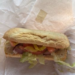 Hoodoo Foods - My veggie sandwich with not enough veggies.