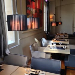 Seito - A l'étage, raffiné et ambiance feutrée. Décoration très bien étudiée. Service très bien aussi.
