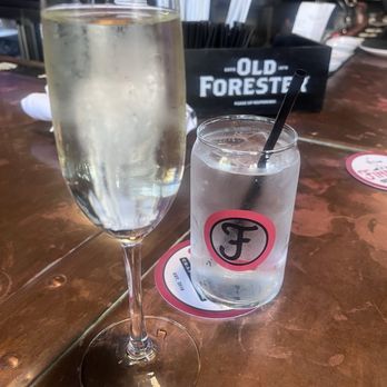 Finney's Crafthouse - Burbank - Glass of Prosecco - New American Near Me - Burbank, California