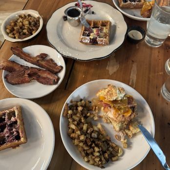 The Sassy Biscuit - The Kentucky (SOO GOOD!) and the Cobbler - Breakfast & Brunch Near Me - Billings, Montana The Sassy Biscuit - The Kentucky (SOO GOOD!) and the Cobbler - Breakfast & Brunch Near Me - Billings, Montana