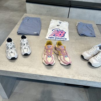 New Balance Memphis - Shoe Stores Near Me - Memphis, Tennessee