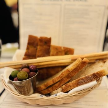Osteria Al Doge - Bread Basket w/Olives - Italian Near Me - New York, New York Osteria Al Doge - Bread Basket w/Olives - Italian Near Me - New York, New York