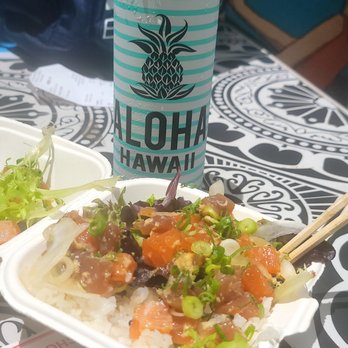 Sato Seafood - Shoyu Ginger poké with half salmon, half ahi with mixed greens and rice. - Poke Near Me - Honolulu, Hawaii Sato Seafood - Shoyu Ginger poké with half salmon, half ahi with mixed greens and rice. - Poke Near Me - Honolulu, Hawaii