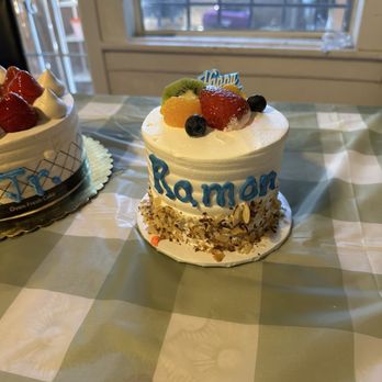 New York Bakery - Cake - Bakeries Near Me - Los Angeles, California New York Bakery - Cake - Bakeries Near Me - Los Angeles, California