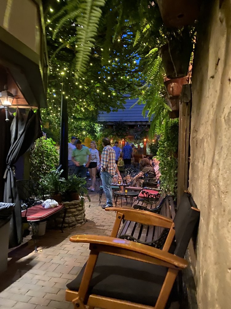 Social spots from Blind Lemon